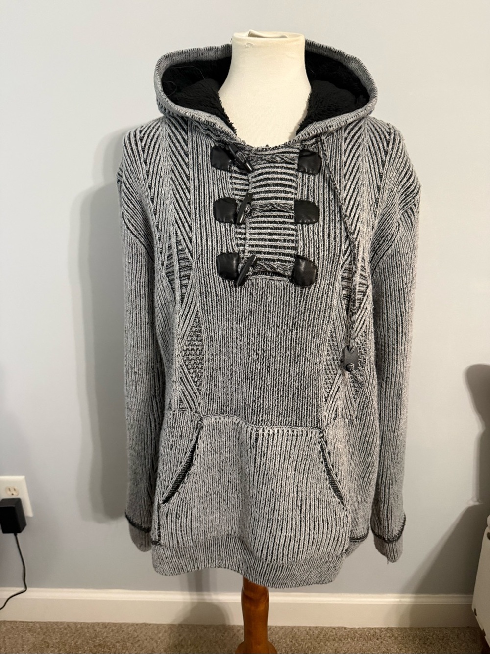 Hooded Toggle Knit Pullover Sweater - Gray